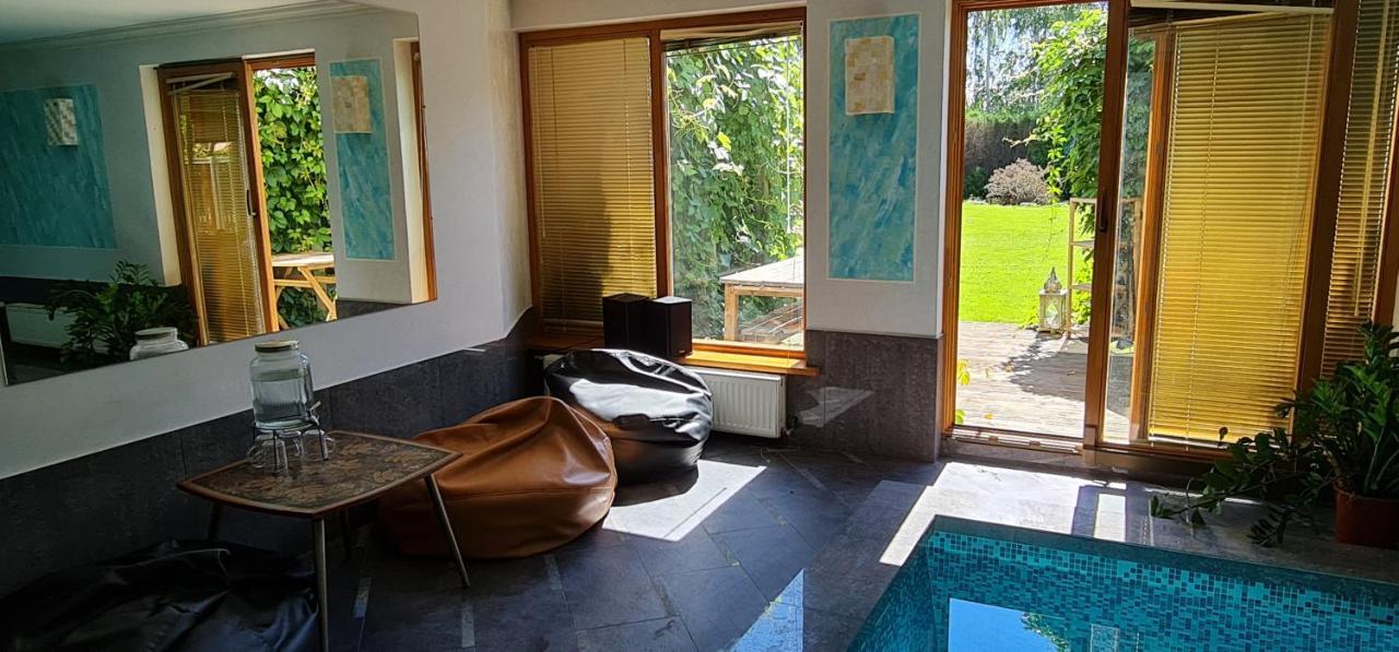 Ādaži Spacious House With Indoor Pool & Sauna. מראה חיצוני תמונה